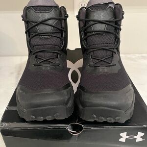 Women’s UA Valsetz Micro G boot, size 7.5